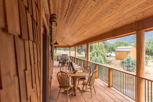 Lavender Cabin Cabin