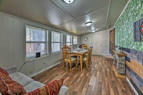 Updated Payson Retreat With Patio, Grill And Yard!