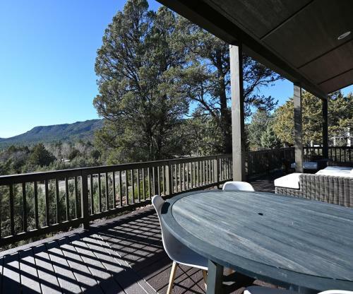 Modern Cabin In Pine Arizona
