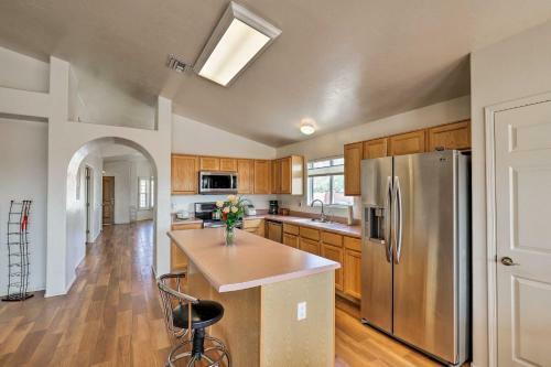Modern Home With Patio And Mtn Views, 9 Mi To Tucson