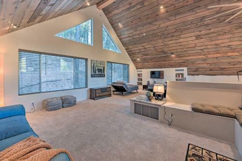 Cabin 404 Payson Getaway With Deck Mtn-views!
