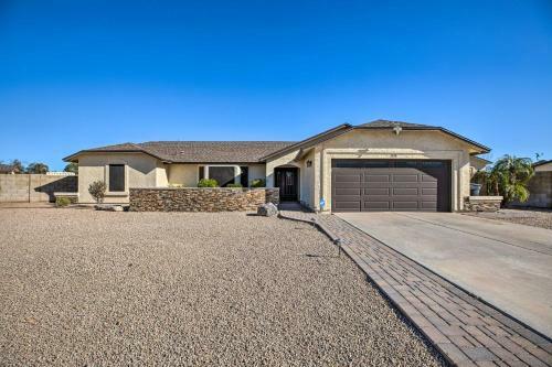 Private Desert Oasis With Pool 5mi To Peoria Complex!