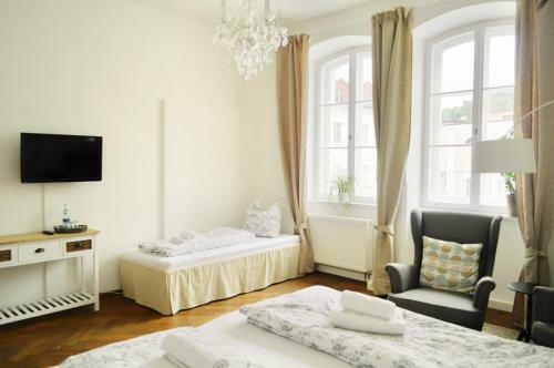 Art Hotel & Hostel