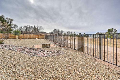 Rimrock Home With Yard, Walk To Lake Montezuma