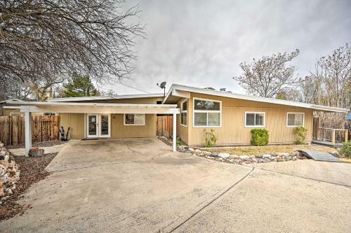 Rimrock Home With Yard, Walk To Lake Montezuma