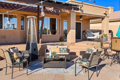 Upscale Phoenix Oasis With Small Private Pool And Spa!
