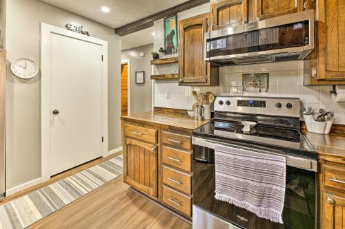 Warm A-frame Cabin With Pet-friendly Amenities