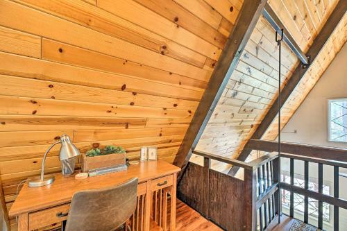 Warm A-frame Cabin With Pet-friendly Amenities