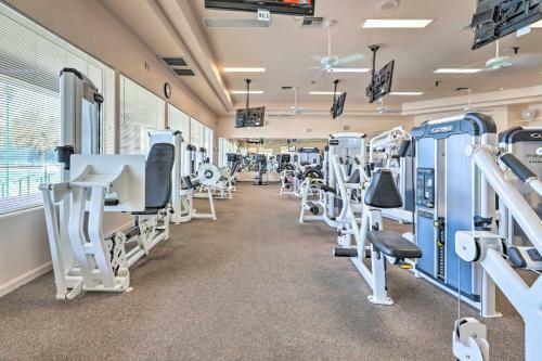 Sun-lit Casa In 55 And Community With Bbq And Patio!