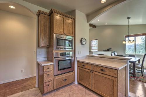 Private Prescott Cottage About 3 Miles To Town!