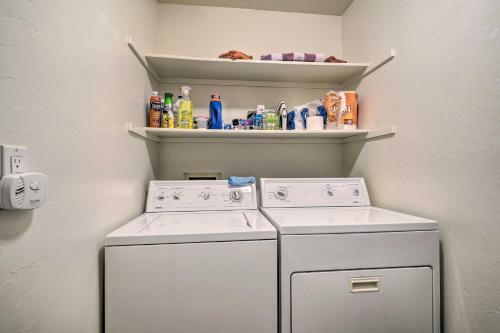Pet-friendly Prescott Townhome With Fireplace!