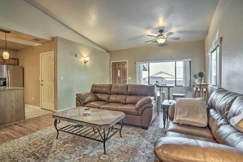 Pet-friendly Prescott Townhome With Fireplace!