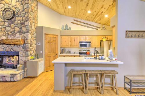 Torreon Show Low Escape With Grill And Fire Pit!