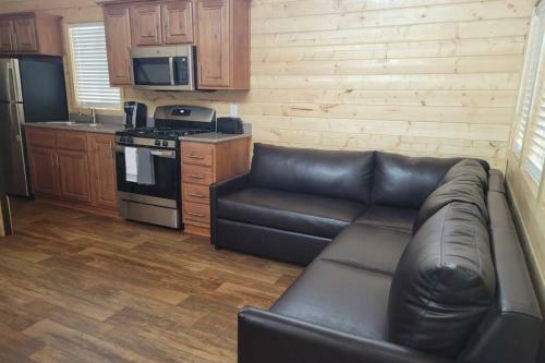 Grand Canyon Ridge #77 -tiny Home -20 Min From South Rim-glamping Site