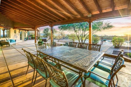 Dove Mountain Estate