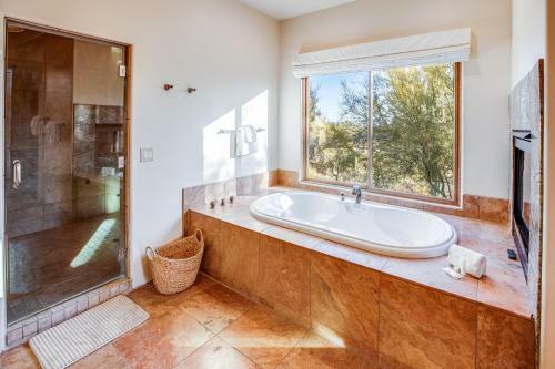 Dove Mountain Estate