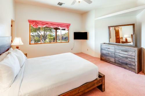 Dove Mountain Estate