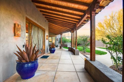 Dove Mountain Estate