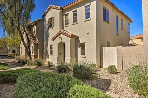 2-story Surprise Getaway With Patio And Fire Pit!