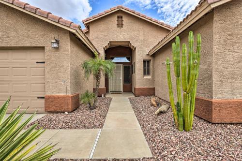 Surprise Home With Outdoor Oasis Golf Nearby!