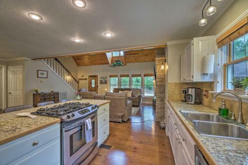 Updated Cabin On White River By Boat Landing!