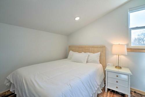 Idyllic Cotter Escape Steps To White River!