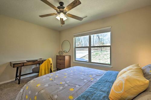 Modern Home With Deck, Bike To Back 40 Access!