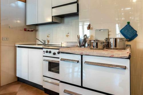 Apartamento Dimora Al Portico Cloz Ospitar