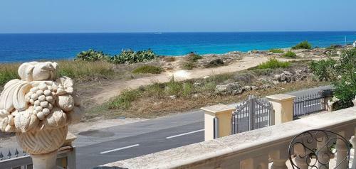 Casa Vacanza Fronte Mare - Villa Libert�