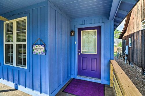 Vibrant Hydrangea House With Access To River!