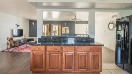 Wanderjaunt - Marshall - 5br Home - Tempe