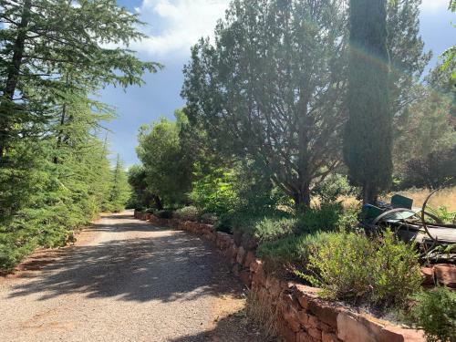 Saddle Rock Ranch B&B At West Sedona
