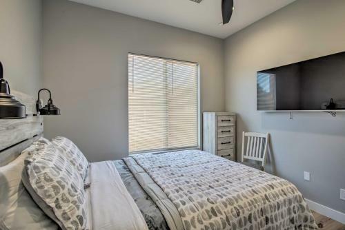 Modern Home With Private Hot Tub In Central Location