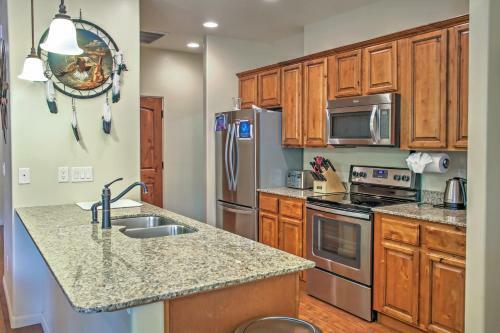 Relaxing Oak Creek Oasis With Patio And Red Rock Views!