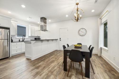 The Birch - 1 Mi To Downtown! - Newly Built