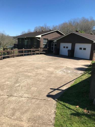Villa Anglers Ridge