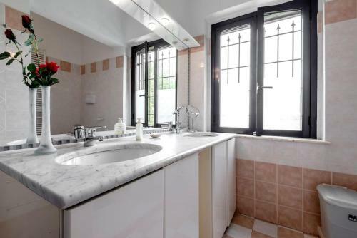 Villa I Due Padroni - Apartment Loggione