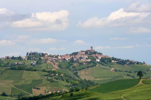 Villa I Due Padroni - Apartment Loggione