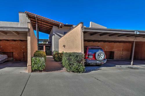 Apartamento Condo With Mtn Views, Balcony And Hot Tub Access!
