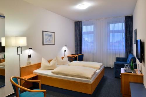 Hostal Median Hotel Garni