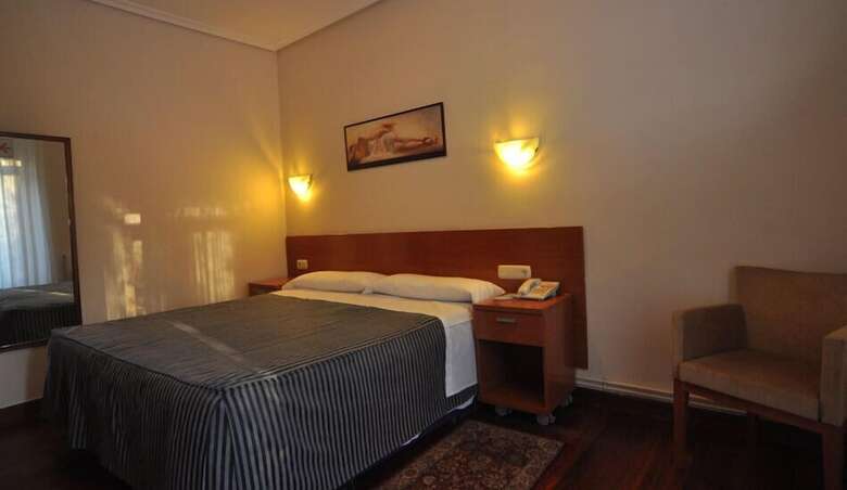 Hostal Pension Alameda