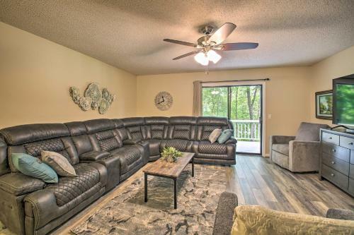 Hot Springs House With Spacious Deck And Grill!