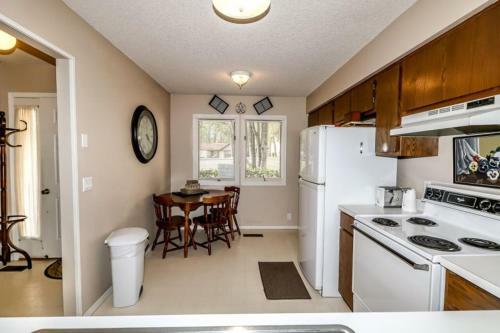 Apartamento 14620 - 20 Lindsay Lane