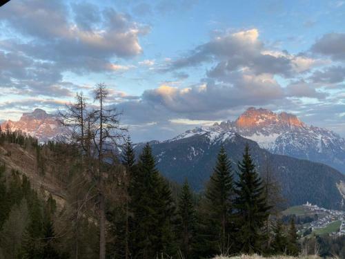 Apartamento Dolomites Charme Chalet