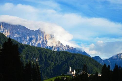 Apartamento Dolomites Charme Chalet