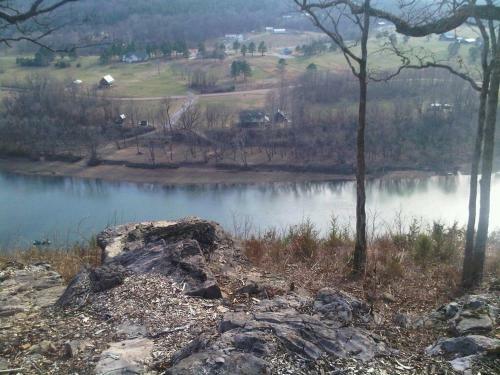 Troutfest Riverfront Norfork Home, Great Fishing