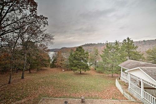 Waterfront Beaver Lake House With Deck And Fire Pit!