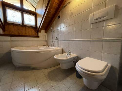 Apartamento 063 Trilocale Duplex, Giustino