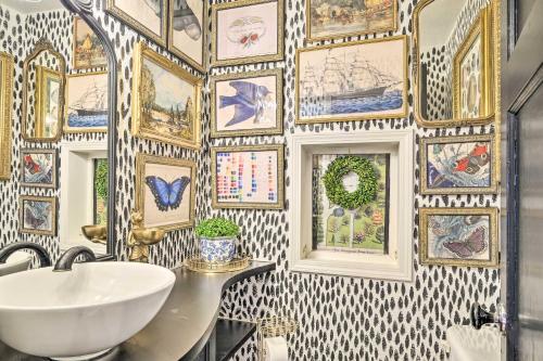 Eclectic Osage Cottage In Historic District