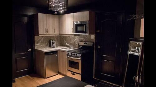 Hostal 103-downtown Montr�al Drummond Golden Dist Ritz